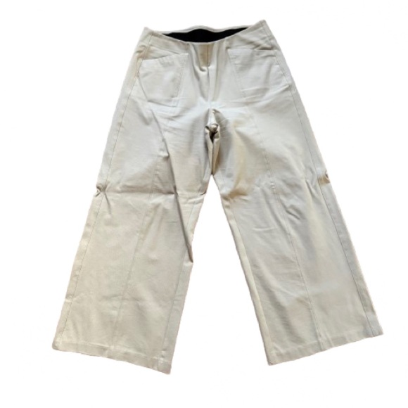 Old Navy Petite Pixie High Rise Wide Leg Cream Pants 32x28 Pull On - Picture 2 of 5